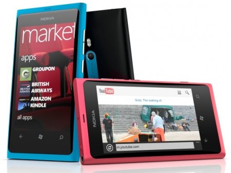 20-Nokia-Lumia-800-b