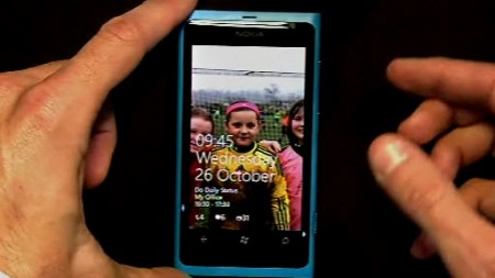 20-Nokia-Lumia-800